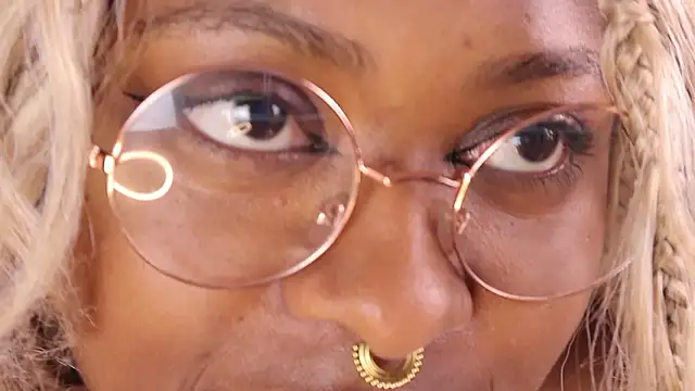 justnala  online show from March 6, 2026, 2:23 pm