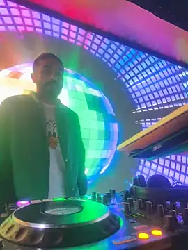 djtimka online show from October 12, 2025, 6:31 pm