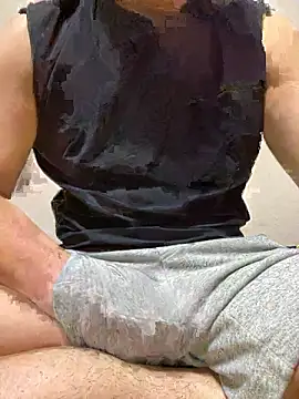 Snapshot of sakuto07 chatting on November 13, 2025, 8:18 am sakuto07 online show from November 13, 2025, 8:18 am