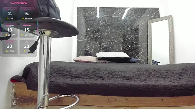 Snapshot of ada-brooke chatting on October 6, 2025, 11:55 am ada-brooke online show from October 6, 2025, 11:55 am