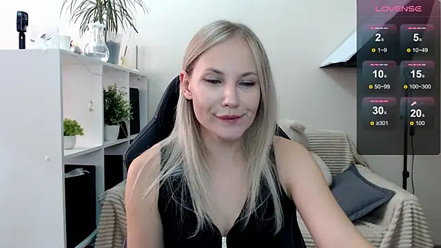 Sunny bunny6 online show from September 18, 2025, 9:56 am