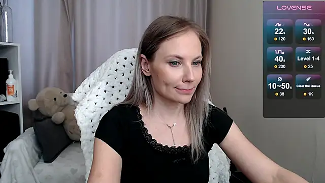 Sunny bunny6 online show from April 21, 2026, 4:41 am