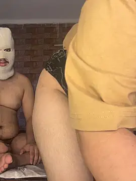 Snapshot of STEP_SISTER1 chatting on September 14, 2025, 12:05 pm STEP SISTER1 online show from September 14, 2025, 12:05 pm