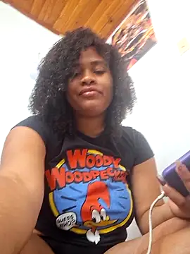 Snapshot of DANIELA_MICHEL chatting on February 12, 2025, 5:05 pm DANIELA MICHEL online show from February 12, 2025, 5:05 pm