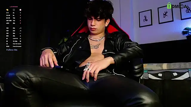 LyleBennett  online show from February 21, 2026, 10:01 pm