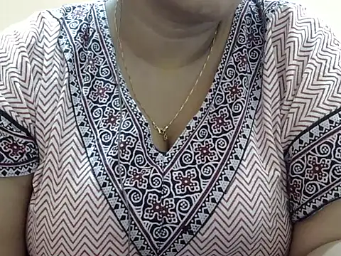 Riya riyaa online show from November 6, 2025, 9:46 am