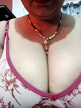 Snapshot of Anjalihotwife chatting on January 6, 2025, 11:18 am Anjalihotwife online show from January 6, 2025, 11:18 am