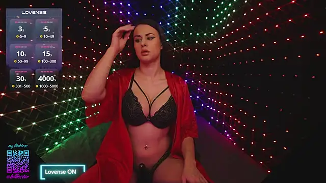 BillieStarOfficial online show from December 28, 2024, 7:43 pm