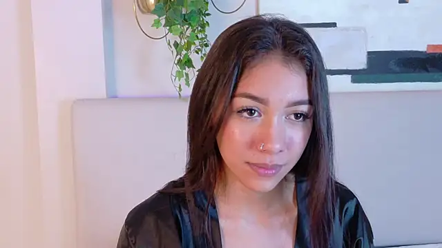 Snapshot of MiaOconner chatting on March 22, 2025, 6:03 pm MiaOconner online show from March 22, 2025, 6:03 pm