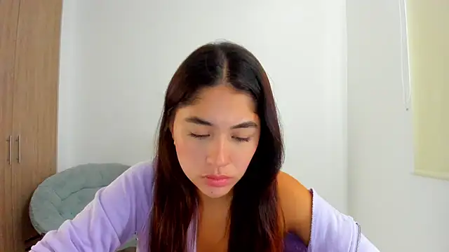 Snapshot of AriaMontgomery chatting on March 5, 2025, 3:07 pm AriaMontgomery online show from March 5, 2025, 3:07 pm