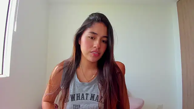 Snapshot of AriaMontgomery chatting on October 18, 2025, 4:20 pm AriaMontgomery online show from October 18, 2025, 4:20 pm