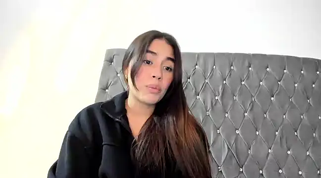 Snapshot of AriaMontgomery chatting on January 23, 2025, 7:54 am AriaMontgomery online show from January 23, 2025, 7:54 am