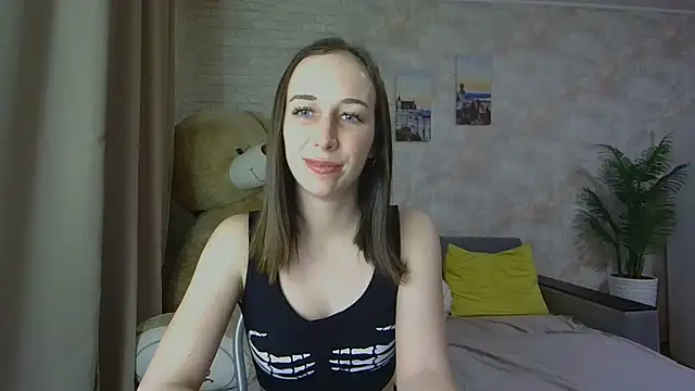 Snapshot of Anika_bloom chatting on October 22, 2025, 9:57 pm Anika bloom online show from October 22, 2025, 9:57 pm