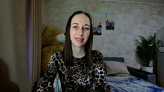 Snapshot of Anika_bloom chatting on December 3, 2025, 11:31 am Anika bloom online show from December 3, 2025, 11:31 am