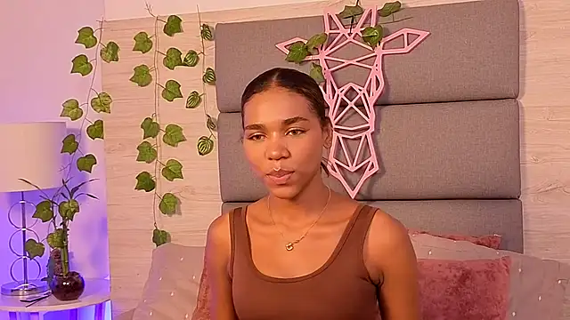 Snapshot of Lily_Miiller chatting on November 5, 2025, 8:45 pm Lily Miiller online show from November 5, 2025, 8:45 pm