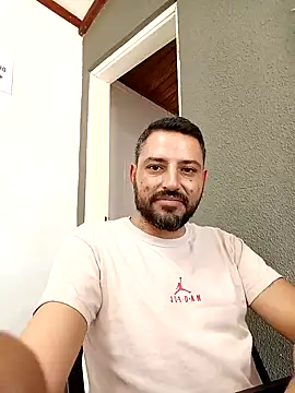 P4uzud4O online show from March 29, 2026, 1:35 pm