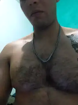 Snapshot of King_russo chatting on December 16, 2025, 5:11 am King russo online show from December 16, 2025, 5:11 am