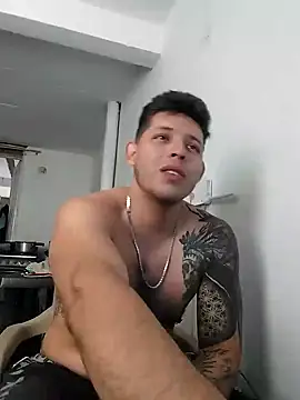 Snapshot of King_russo chatting on November 8, 2025, 7:50 pm King russo online show from November 8, 2025, 7:50 pm