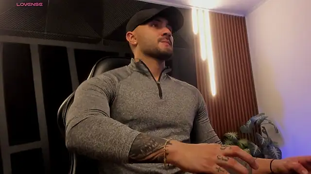 JeanColleman online show from November 26, 2025, 11:16 pm