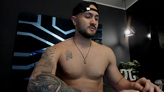 JeanColleman online show from November 17, 2025, 11:31 pm