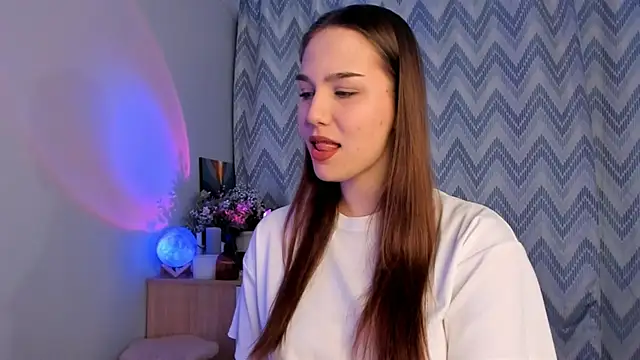 Snapshot of Tate_Angel chatting on January 22, 2025, 6:10 pm Tate Angel online show from January 22, 2025, 6:10 pm