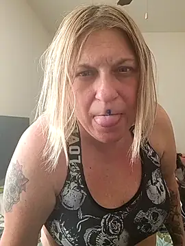 Snapshot of Playmate86 chatting on May 23, 2026, 11:04 pm Playmate86 online show from May 23, 2026, 11:04 pm