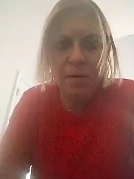 Snapshot of Playmate86 chatting on December 5, 2024, 4:06 pm Playmate86 online show from December 5, 2024, 4:06 pm