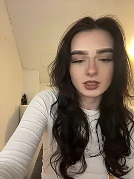 Snapshot of AdelinaAlia chatting on May 14, 2026, 2:36 pm AdelinaAlia online show from May 14, 2026, 2:36 pm