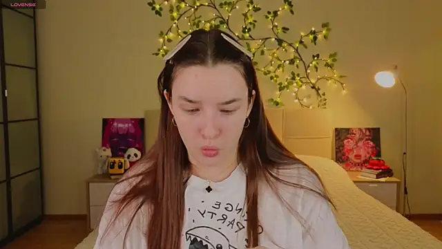 CookyDaisy online show from March 26, 2026, 8:40 pm