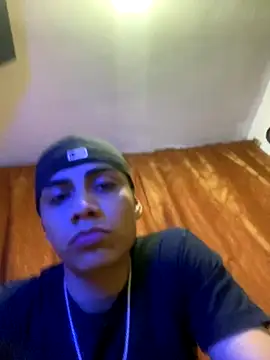 SkinnyHot444 online show from November 19, 2025, 10:54 pm