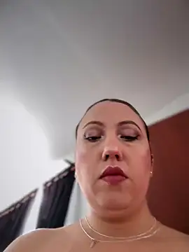 Snapshot of VIOLETA-25_ chatting on May 22, 2026, 3:10 pm VIOLETA-25 online show from May 22, 2026, 3:10 pm