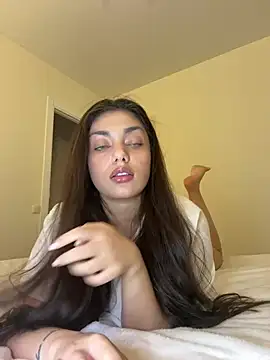 Snapshot of Sweet_Khalifa_ chatting on December 22, 2024, 1:55 pm Sweet Khalifa  online show from December 22, 2024, 1:55 pm