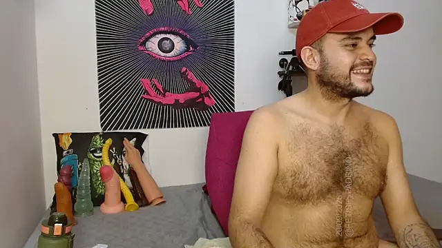 Snapshot of fetish_padrino chatting on September 21, 2025, 4:50 am fetish padrino online show from September 21, 2025, 4:50 am