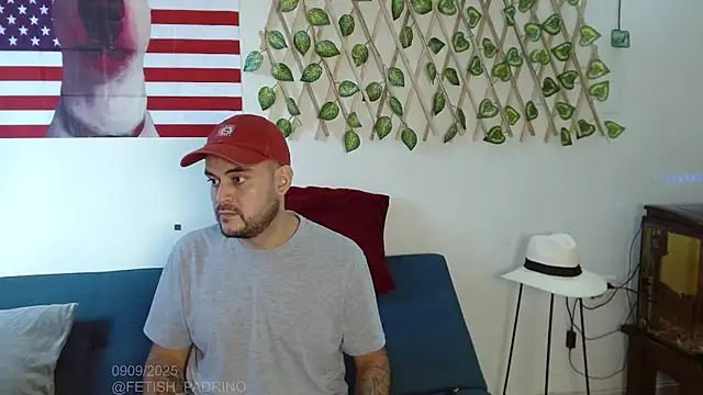 Snapshot of fetish_padrino chatting on September 11, 2025, 1:22 pm fetish padrino online show from September 11, 2025, 1:22 pm