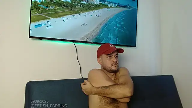 Snapshot of fetish_padrino chatting on September 9, 2025, 4:38 pm fetish padrino online show from September 9, 2025, 4:38 pm