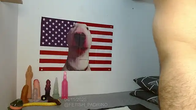 Snapshot of fetish_padrino chatting on November 5, 2025, 1:58 pm fetish padrino online show from November 5, 2025, 1:58 pm