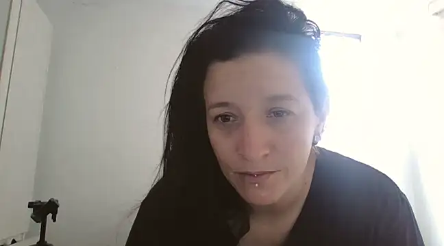 Snapshot of hanamy_joha chatting on March 12, 2025, 3:29 pm hanamy joha online show from March 12, 2025, 3:29 pm