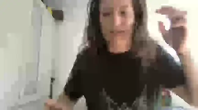 Snapshot of hanamy_joha chatting on December 5, 2024, 6:49 pm hanamy joha online show from December 5, 2024, 6:49 pm