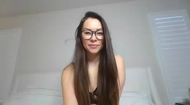 Snapshot of mixedasiangirl chatting on March 19, 2025, 5:28 pm mixedasiangirl online show from March 19, 2025, 5:28 pm