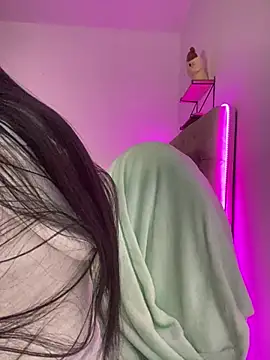 Snapshot of bonnie_18x chatting on March 16, 2025, 3:14 am bonnie 18x online show from March 16, 2025, 3:14 am