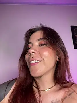 luccianagreyy online show from February 25, 2025, 9:26 pm