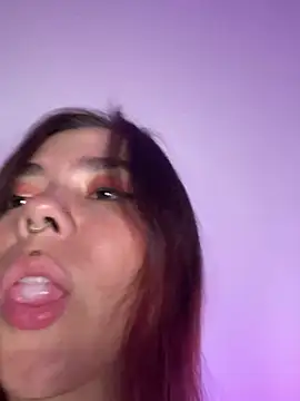 luccianagreyy online show from February 6, 2025, 11:37 pm