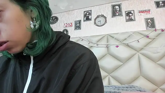 Im gaia online show from October 24, 2025, 12:59 pm