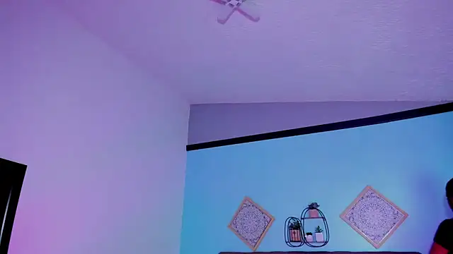 Edelaine rogers online show from March 25, 2026, 4:01 am