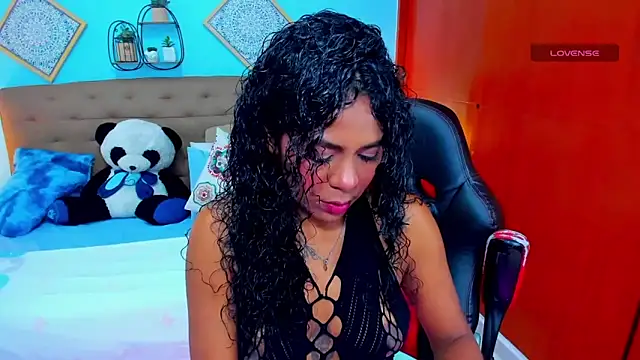 Snapshot of Edelaine_rogers chatting on May 24, 2026, 7:19 am Edelaine rogers online show from May 24, 2026, 7:19 am