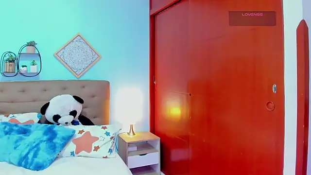 Edelaine rogers online show from April 23, 2026, 4:19 am