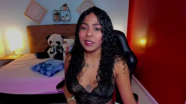 Edelaine rogers online show from April 19, 2026, 4:02 am