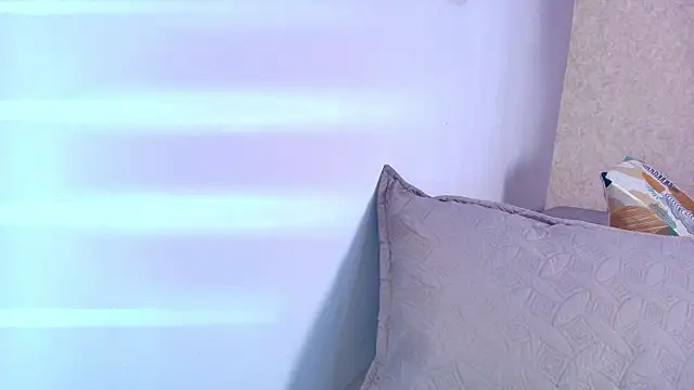 Snapshot of Amy_wats0n chatting on November 4, 2025, 7:06 pm Amy wats0n online show from November 4, 2025, 7:06 pm