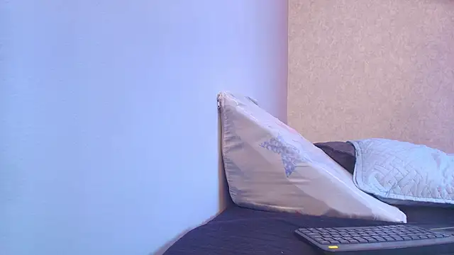 Amy wats0n online show from January 8, 2026, 7:09 pm