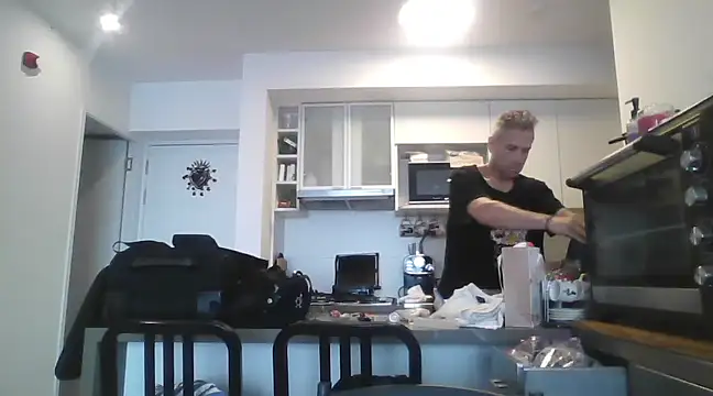 Snapshot of Diegoperrote682661 chatting on March 7, 2025, 12:34 pm Diegoperrote682661 online show from March 7, 2025, 12:34 pm